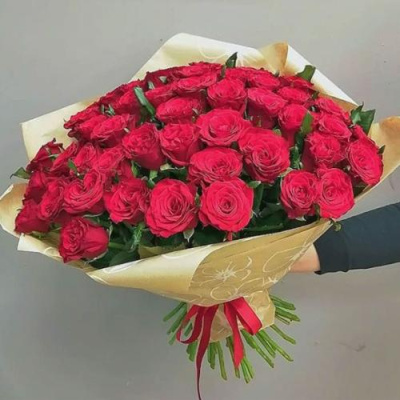 Букет "Багряный закат" из 51 красной Эквадорской розы 60 см 5479