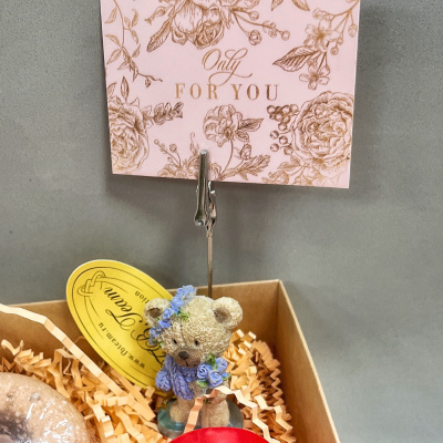 Подарочный набор "Наслаждайся" с пончиками-бомбочками для ванны, свечой и держателем для фото N 46448