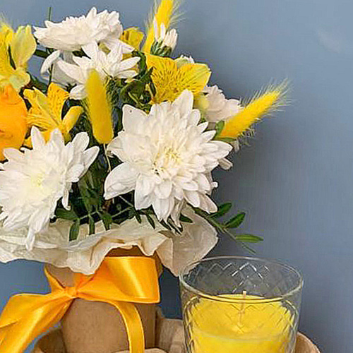 Сет "Солнечный". Набор стаканчики с цветами и аромасвечой арт. 70337